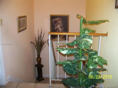 3845 W 10th Dr, Hialeah, FL 33012 photo 12