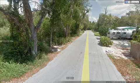 463 Lime Dr, Other, FL 33037 photo 21