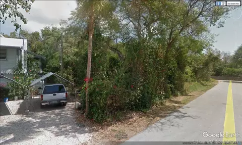 463 Lime Dr, Other, FL 33037 photo 37