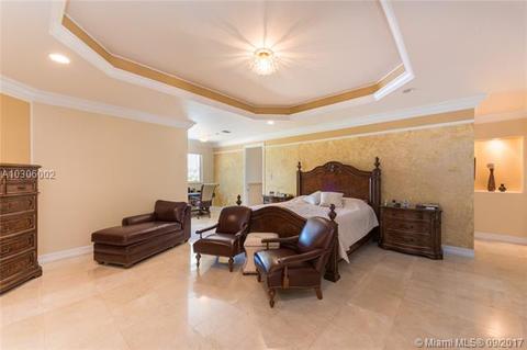 16222 NW 79th Ave, Miami Lakes, FL 33016 photo 7