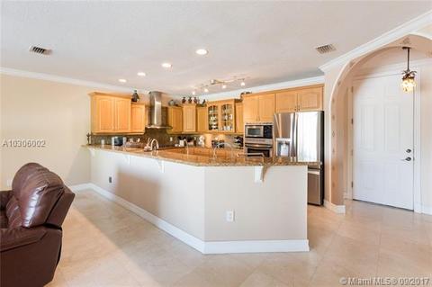 16222 NW 79th Ave, Miami Lakes, FL 33016 photo 14