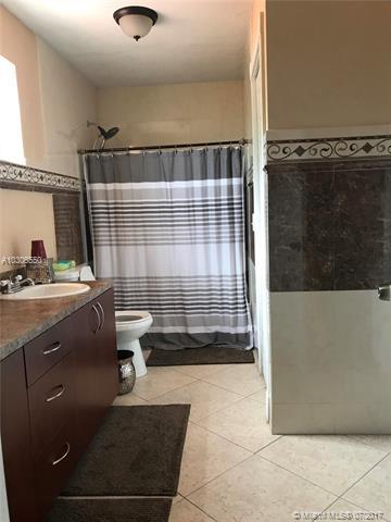 1398 W 80th St, Hialeah, FL 33014 photo 13