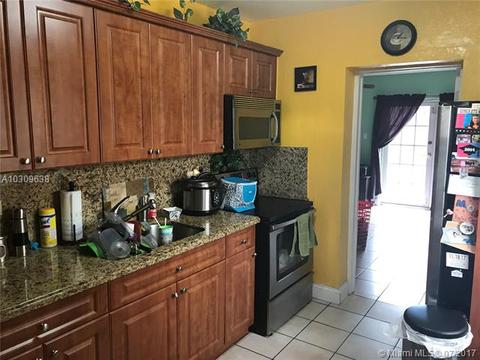 580 E 47th St, Hialeah, FL 33013 photo 3