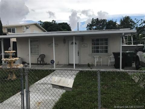 580 E 47th St, Hialeah, FL 33013 photo 1