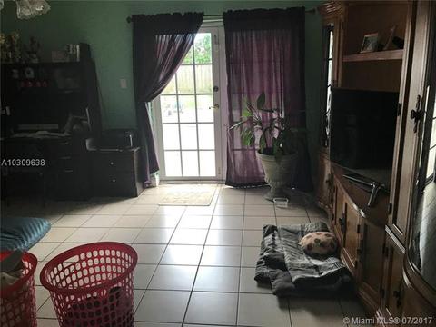 580 E 47th St, Hialeah, FL 33013 photo 5