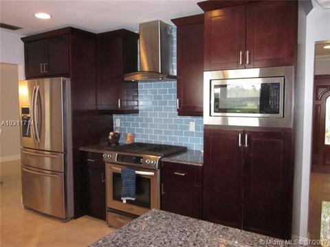 8230 Menteith Ter, Miami Lakes, FL 33016 photo 13