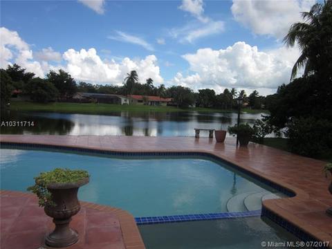 8230 Menteith Ter, Miami Lakes, FL 33016 photo 23