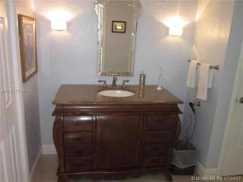8230 Menteith Ter, Miami Lakes, FL 33016 photo 20