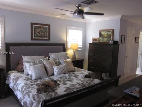 8230 Menteith Ter, Miami Lakes, FL 33016 photo 19