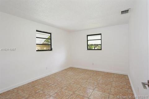 259 E 36th St, Hialeah, FL 33013 photo 15