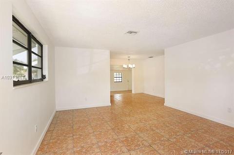 259 E 36th St, Hialeah, FL 33013 photo 6