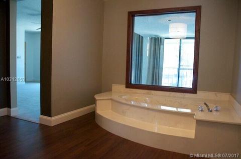 6375 Jack Rabbit Ln, Miami Lakes, FL 33014 photo 5