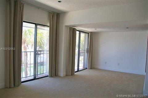 6375 Jack Rabbit Ln, Miami Lakes, FL 33014 photo 3