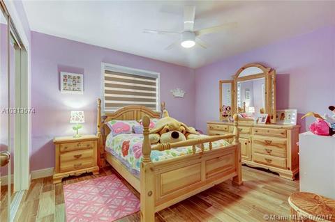 8190 W 16th Ave, Hialeah, FL 33014 photo 14