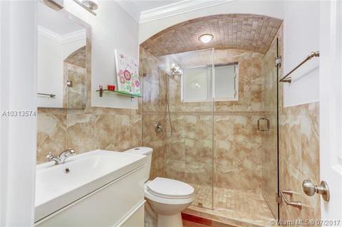 8190 W 16th Ave, Hialeah, FL 33014 photo 13