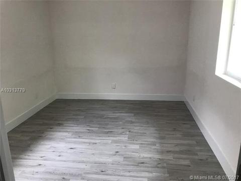 3901 W 8th Ave, Hialeah, FL 33012 photo 21