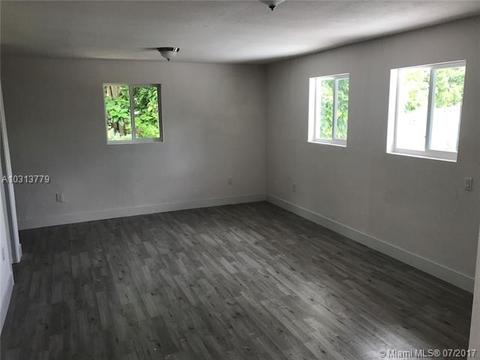 3901 W 8th Ave, Hialeah, FL 33012 photo 17