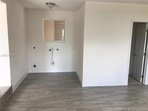 3901 W 8th Ave, Hialeah, FL 33012 photo 18