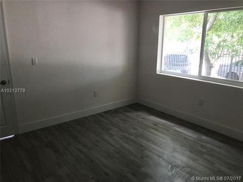 3901 W 8th Ave, Hialeah, FL 33012 photo 12