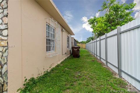 641 E 14th Pl, Hialeah, FL 33010 photo 17