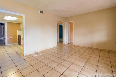 641 E 14th Pl, Hialeah, FL 33010 photo 3