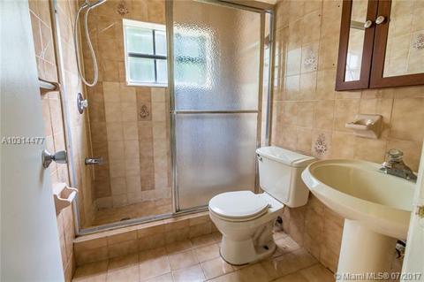 641 E 14th Pl, Hialeah, FL 33010 photo 7