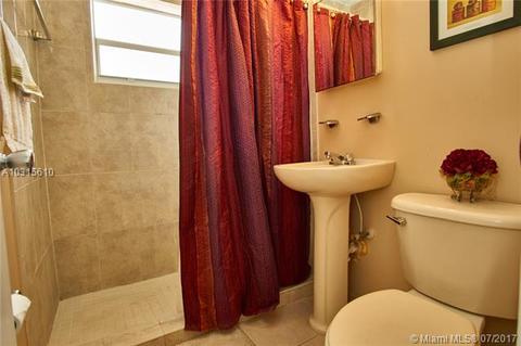 Undisclosed, Hialeah, FL 33012 photo 17