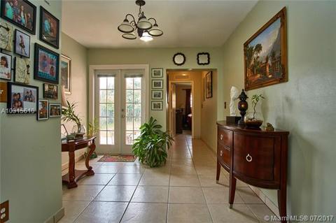Undisclosed, Hialeah, FL 33012 photo 13