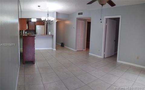 2290 W 54th Pl #110, Hialeah, FL 33016 photo 2