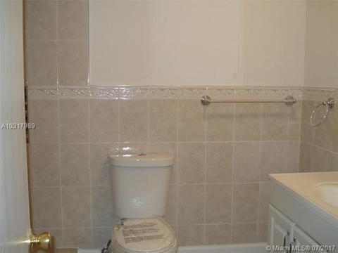 790 W 70th Pl, Hialeah, FL 33014 photo 32