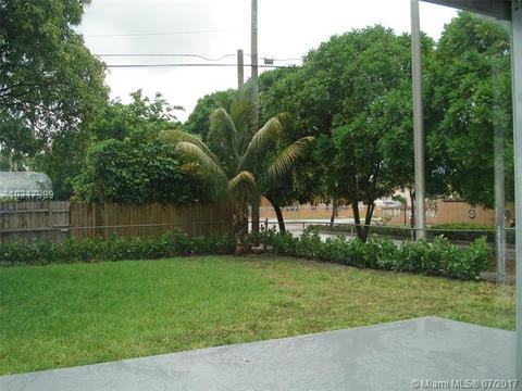 790 W 70th Pl, Hialeah, FL 33014 photo 7