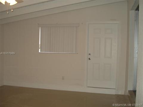 790 W 70th Pl, Hialeah, FL 33014 photo 36