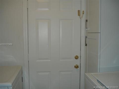 790 W 70th Pl, Hialeah, FL 33014 photo 14