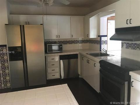 1370 W 84th St, Hialeah, FL 33014 photo 7