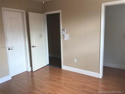 1370 W 84th St, Hialeah, FL 33014 photo 20