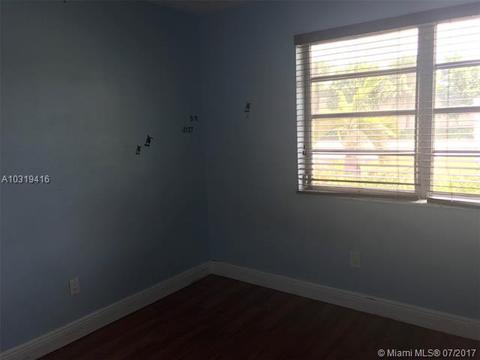1370 W 84th St, Hialeah, FL 33014 photo 15