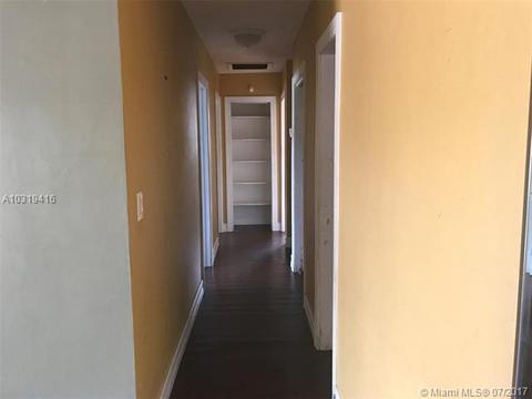 1370 W 84th St, Hialeah, FL 33014 photo 14