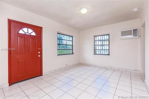 495 E 43rd St, Hialeah, FL 33013 photo 9