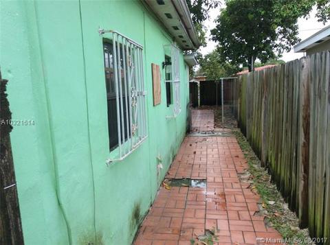 134 E 9th Ct, Hialeah, FL 33010 photo 37