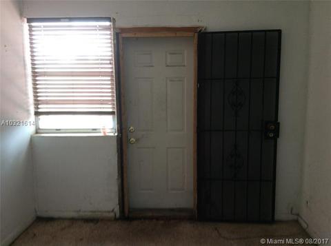 134 E 9th Ct, Hialeah, FL 33010 photo 20