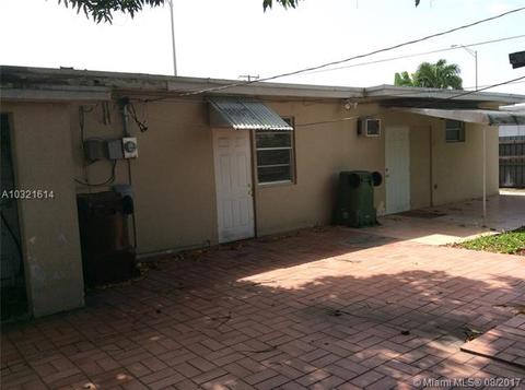 134 E 9th Ct, Hialeah, FL 33010 photo 8