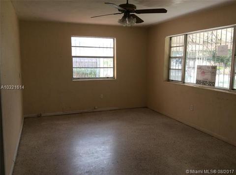134 E 9th Ct, Hialeah, FL 33010 photo 17