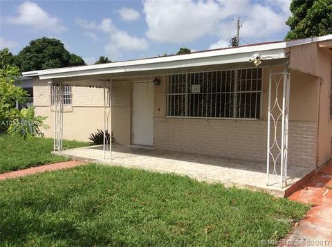 134 E 9th Ct, Hialeah, FL 33010 photo 4