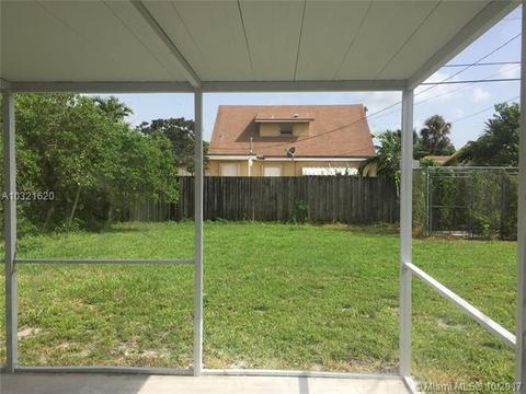 Undisclosed, Hialeah, FL 33014 photo 21