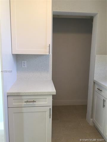 Undisclosed, Hialeah, FL 33014 photo 10