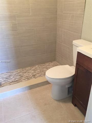 Undisclosed, Hialeah, FL 33014 photo 15