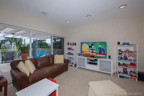 251 Harbor Dr, Key Biscayne, FL 33149 photo 11