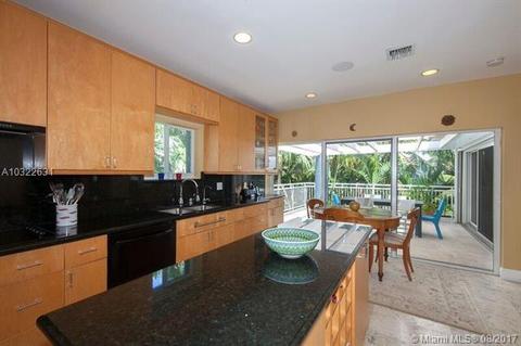 251 Harbor Dr, Key Biscayne, FL 33149 photo 10