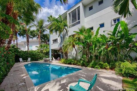 251 Harbor Dr, Key Biscayne, FL 33149 photo 3