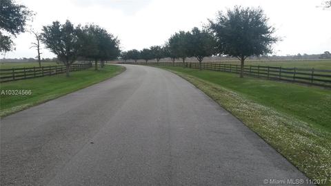 2305 SW Hunter Dr, Stuart, FL 34974 photo 6